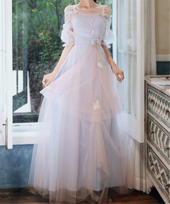 Butterfly applique shop wedding dress