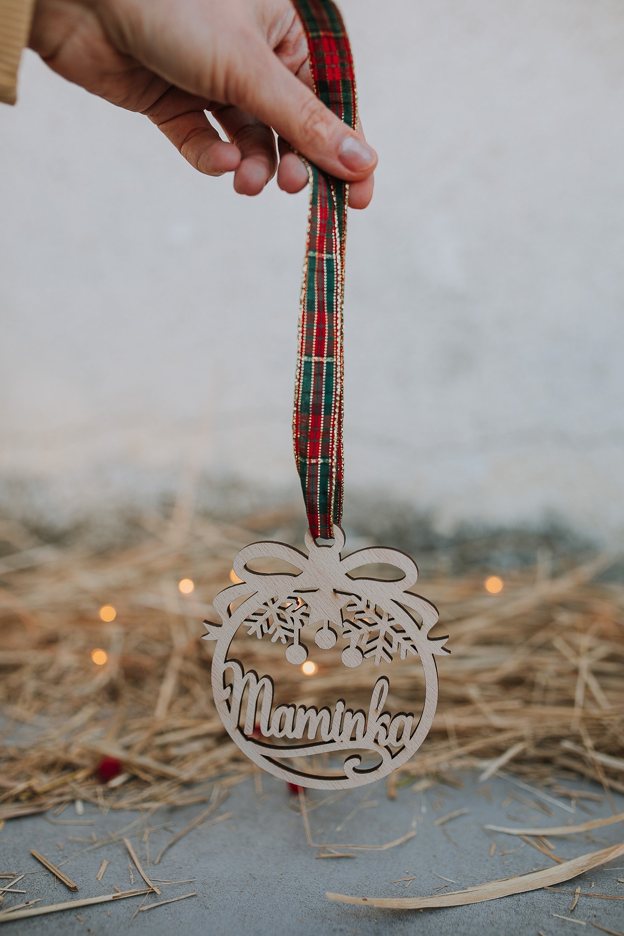 Custom Christmas baubles with name, CHRISTMAS gift tags, wood snowflake decoration,  wood Christmas Decor, Christmas tree pendant