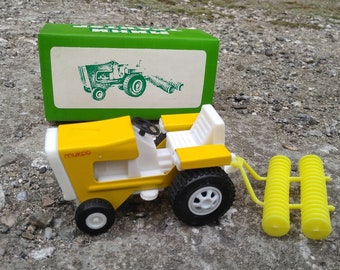 Tin toys, Old toy, Vintage toy, Tractor, Cildren toy, Tractor Micro, Farm machine