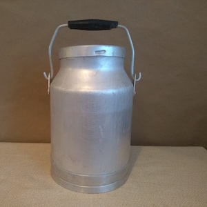 Vintage Milk container, Food carrier, Aluminum Milk canister, Farmhouse Decor, Vintage  milk can, Vintage Milk Churn