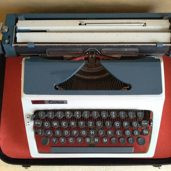 Vintage Typewriter, Typewriter ERIKA, Working typewriter,  Office Decor, ERIKA MOD 41