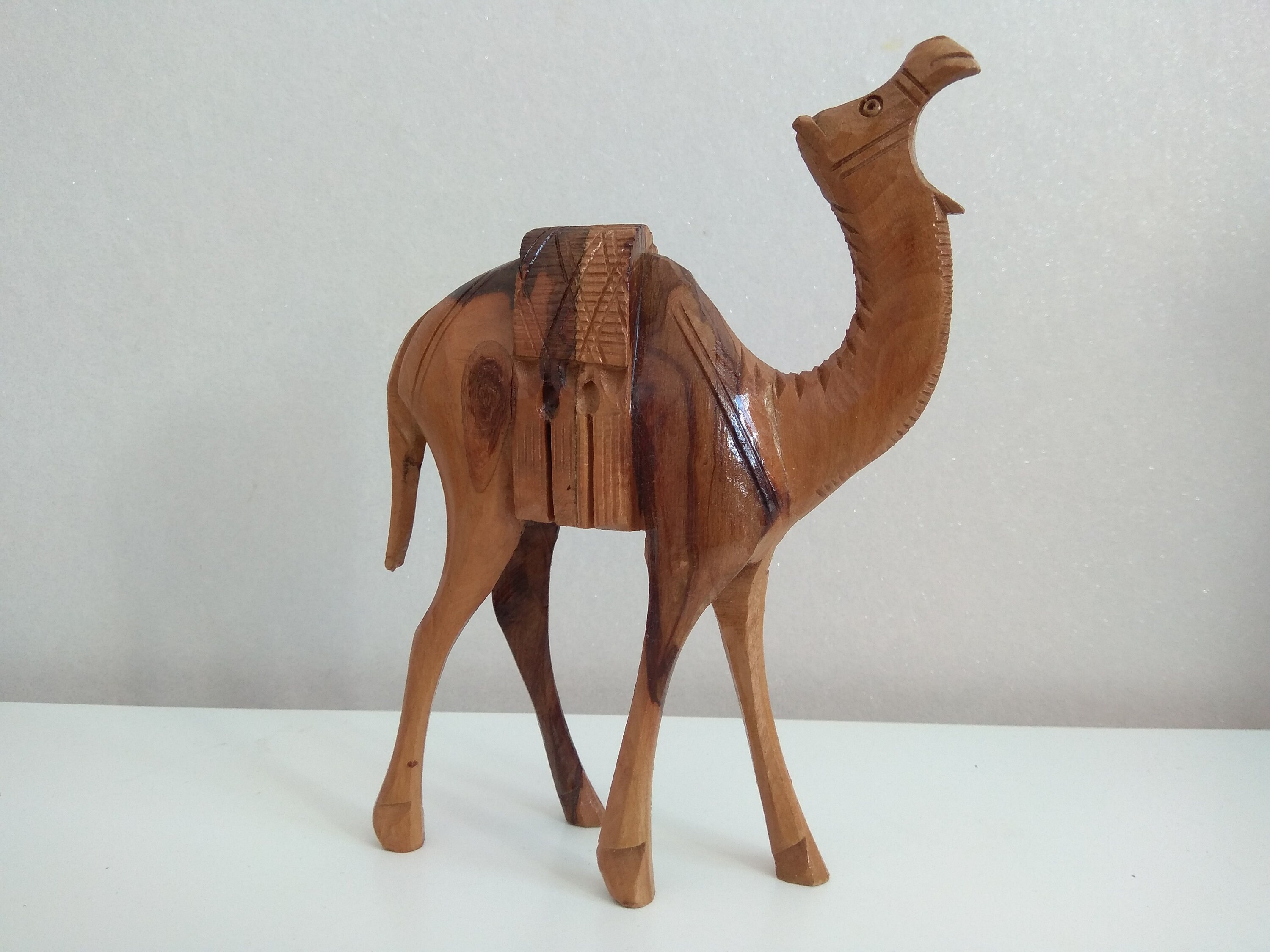 conspiración escapar Ingenioso Camello de madera figura de camello hecho a mano decoración - Etsy México