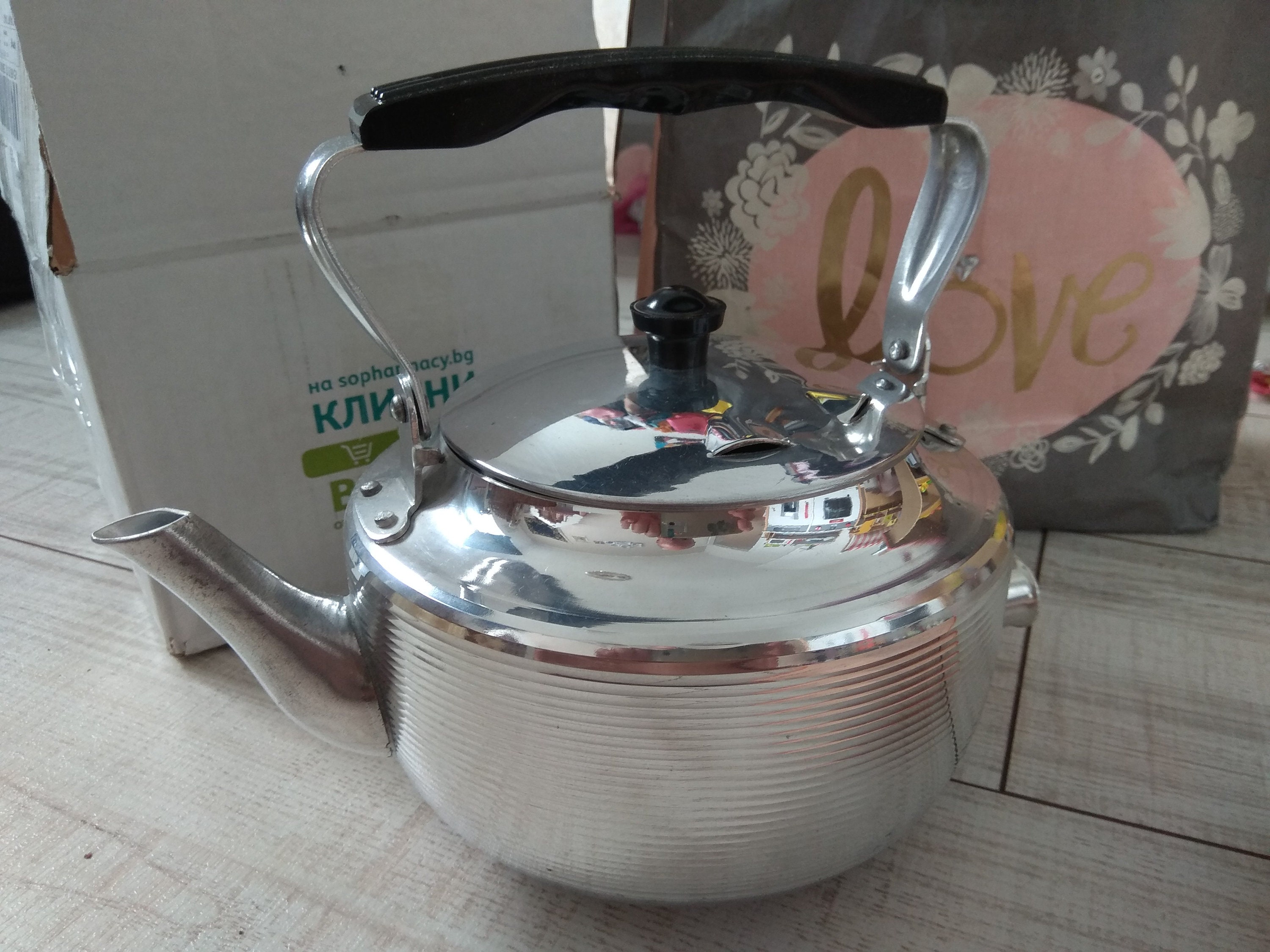Painted Paint Retro Anti-scalding Heat Preservation Electric Water Kettle Tea  Pot Stainless Steel Household Kitchen Appliances