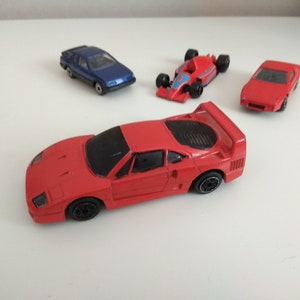 ヴィンテージメタルカート、子供用車、おもちゃ、古い車、4台セット