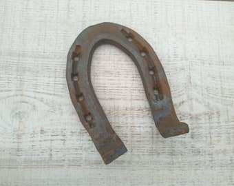 Old Horseshoe, horseshoe, Rustic metal horseshoes, Good luck horseshoe, Authentic horseshoe, farmhouse horseshoe decor, lucky horseshoe gift
