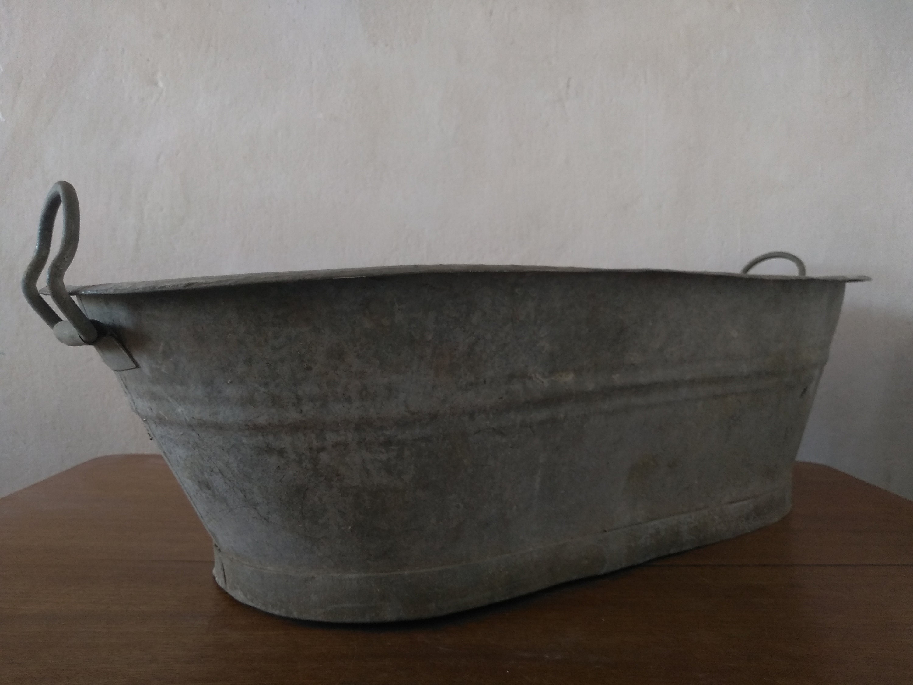 Très Grande Bassine Vintage En Zinc 80 Litres French Tub From Thre