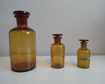 Bottiglie da farmacia d'epoca, bottiglie da farmacia, bottiglie da farmacia, vetro da farmacia, bottiglia di vetro, bottiglia di vetro antica da collezione, bottiglia medica