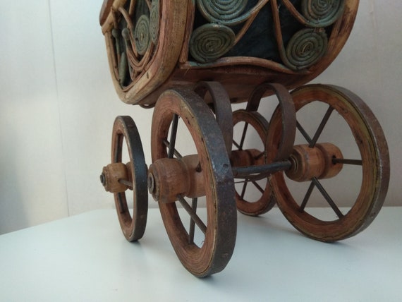 Ancien Landau / Poussette Miniature Pour Poupée – 19e / Début 20e – Bois Et Métal