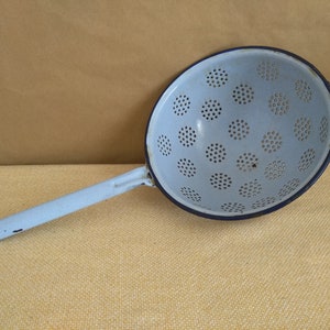 Vintage Enamel Colander, Kitchen strainer, Enamel Sieve, Vintage kitchen, Vintage Sieve, Kitchen decor