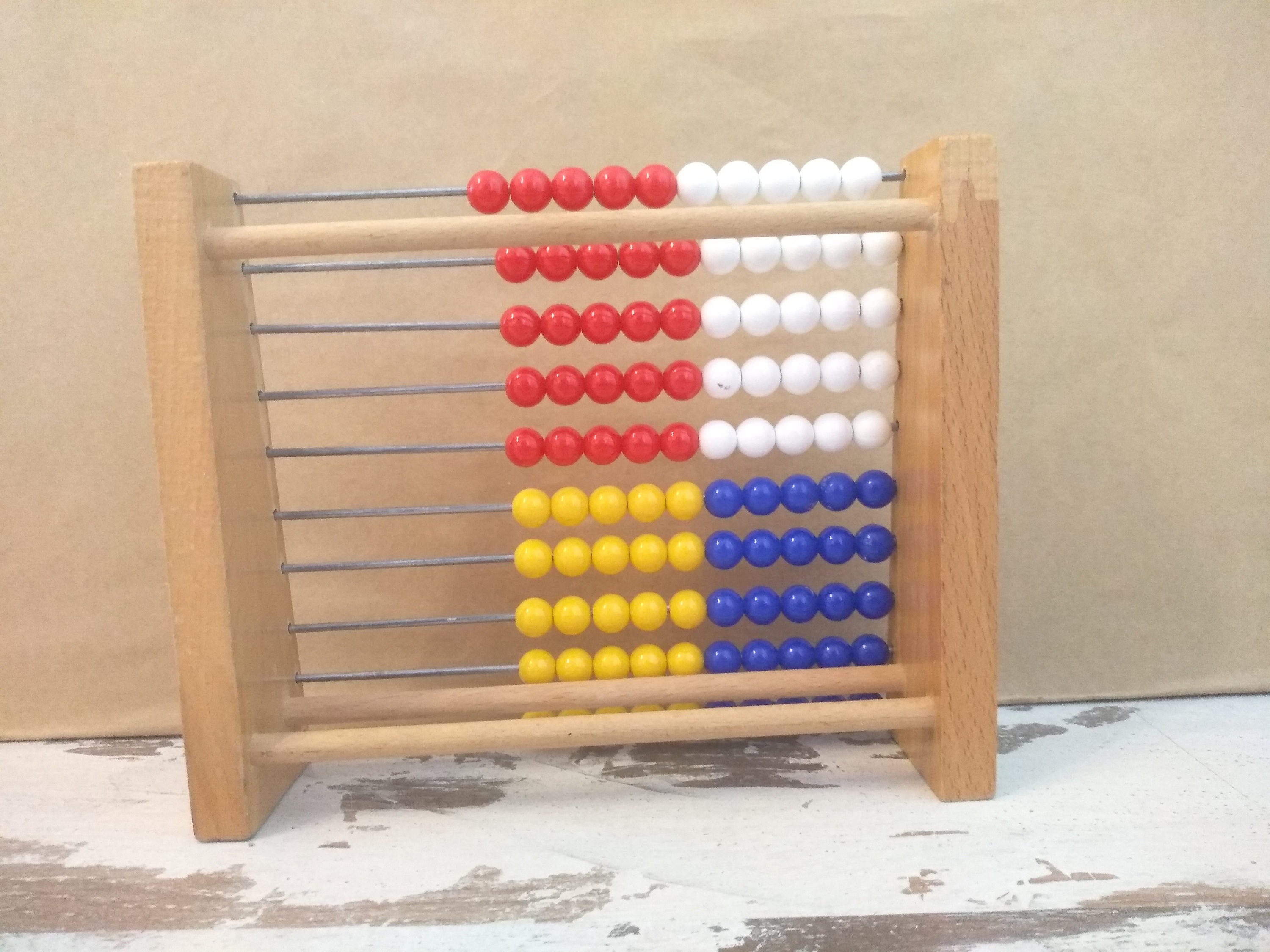Uniek houten telraam in vintagestijl voor volwassenen en kinderen