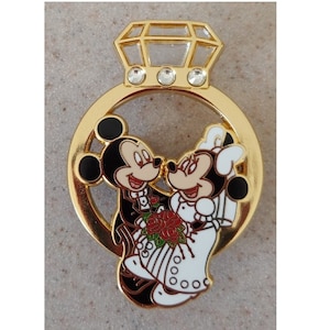 Fantasy Pin - Disney Mickey & Minnie Mouse Bride and Groom Sitting on Diamond Wedding Engagement Ring Cuddling in Love  LE 100