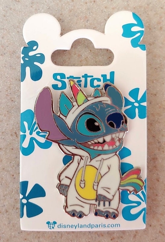 Disney Pin Stitch Joyeux Anniversaire Cupcake & Bougie sur Sa Tête