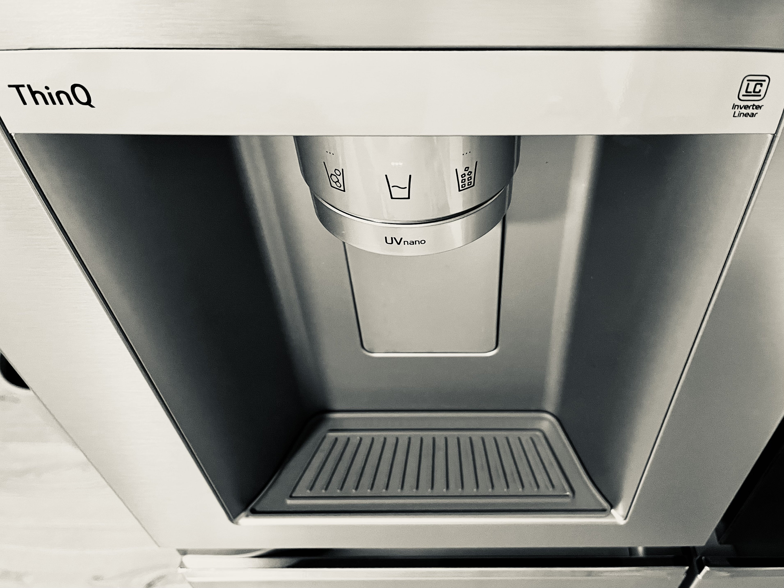 Pour LG | Bac d'égouttage pour distributeur d'eau et de glaçons | Ajustement haut de gamme | Magnétique | Multiportes, côte à côte - Modèle 2 - Canada