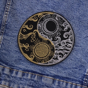 Embroidered Sun and Moon Patch – Round Iron-On or Sew-On Celestial Applique – Black Felt Patch for Jackets, Hoodies, Bags
