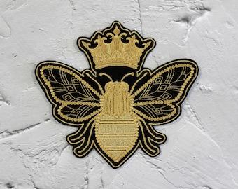 Queen bee embroidered patch / Iron on / Sew on / Bee patch / Royal bee patch / Bumble bee patch / Bee with crown