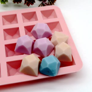Silicone Gemstone Mold: Jewel Candy, Chocolate, Fondant Cake Decoration Making- 20 Cavities