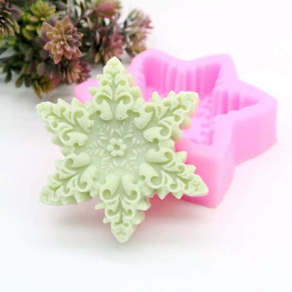 Silicone Mold Snowflake, Pudding Jelly Soap Plaster Clay Ornament Making Tool