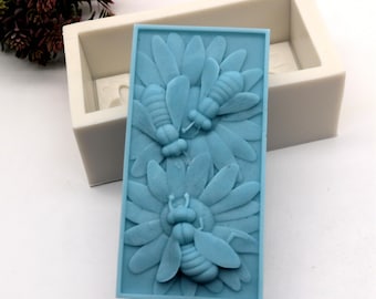 Silicone Soap Mold: DIY Bees & Flowers Lotion Bar Making Tool