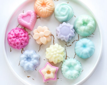 Flowers Silicone Molds of 12 Cavities For Mousse Cake Jelly Handmade Soap Lotion Bars Candle Making DIY