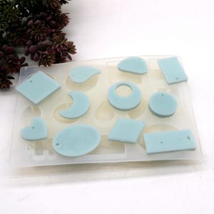 Silicone Pendant Mold: Epoxy Resin Keychain, Earring, Pendant, Jewelry Making
