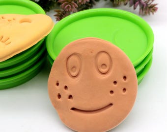 Emoticon Cookie Cutters Set: Food Grade Cookie Stamps, 7pcs