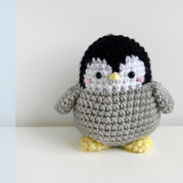 PATRÓN: Patrón de peluche de pingüino gordito de crochet