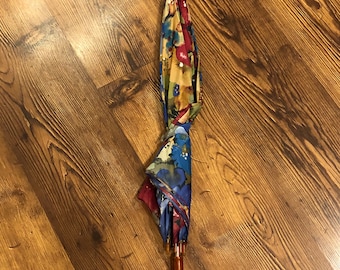 Ombrello da donna vintage anni '70 con decorazione floreale