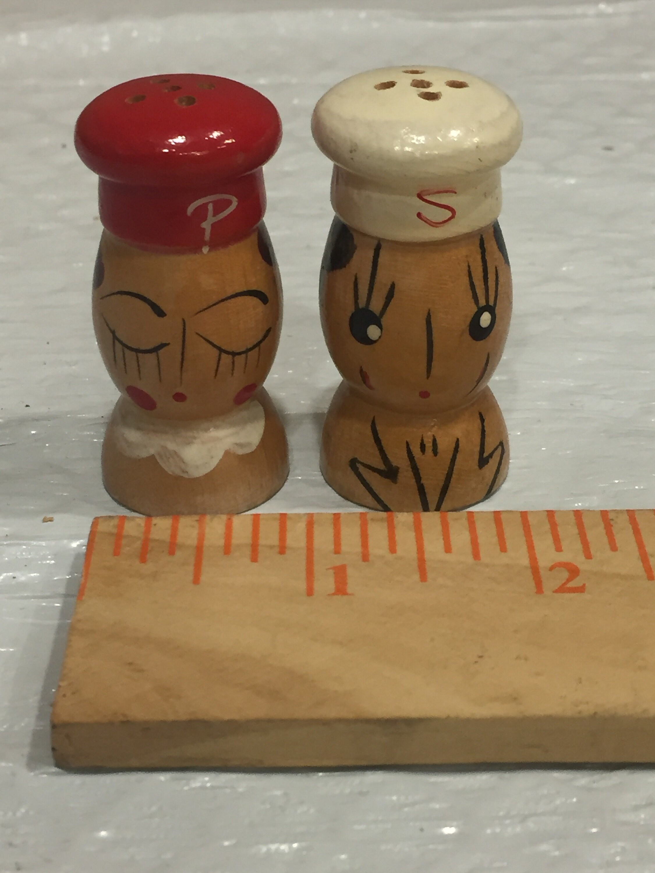 Salt and Pepper Shaker , Solid Wood Salt and Pepper Shakers Made in