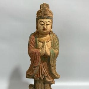 Chinese antique pure hand-carved exquisite rare wood carving Guanyin Buddha statue ornaments