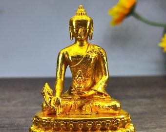 Exquisite and rare pure copper gilt Shakyamuni Buddha statue made by Chinese antiques