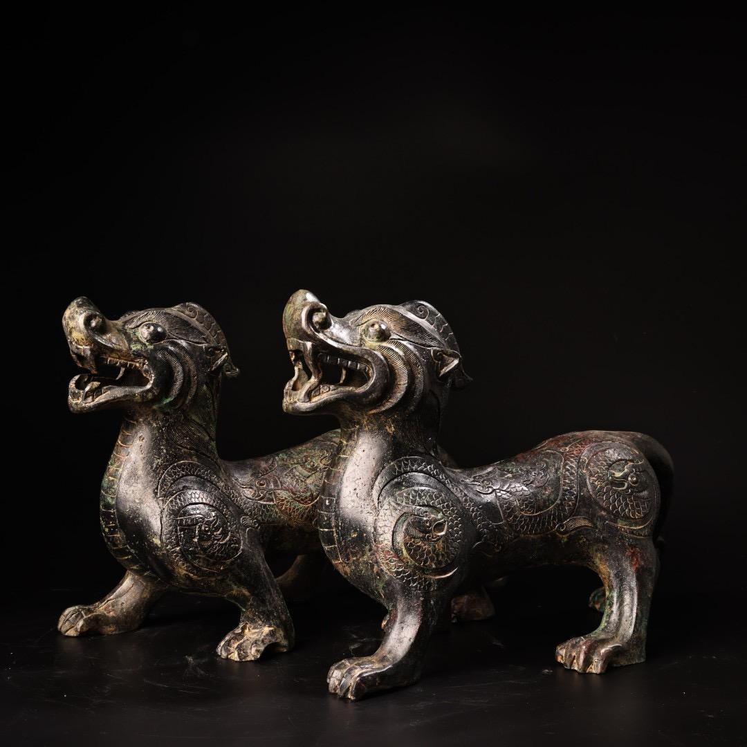 Exquisite Beast A Pair of Exquisite and Rare Bronze Auspicious Beast Statues Made by ...