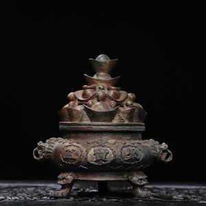 Chinese antique handcrafted exquisite rare pure copper cornucopia incense burner ornaments