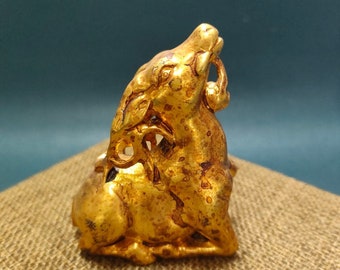 Chinese antique handmade exquisite and rare pure copper gilt animal shelf statue ornaments