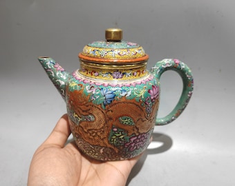 Prachtige Chinese antieke handgemaakte kleigeschilderde emaille theepot/Zisha-theepotornament.