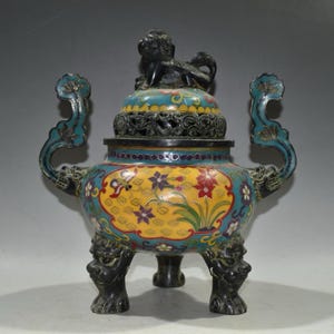 Chinese antique handmade exquisite pure copper cloisonné filigree three-legged lion incense burner ornaments