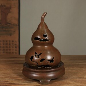Chinese antique handmade exquisite rare pure copper hollow gourd incense burner ornaments