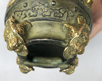 青銅製古代中国風装飾品 古代中国の青銅像から手彫りされた銭壺 - Etsy 日本