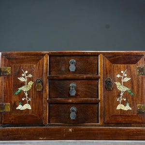 Chinese antique pure hand-carved exquisite rosewood inlaid shell three-drawer double door cabinet ornaments