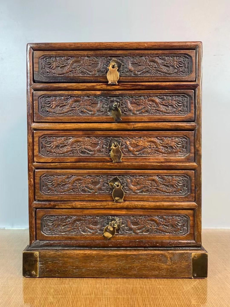 Huge rosewood chest of drawers furniture decorations made by Chinese antiques, exquisite workmanship, worthy of collection 