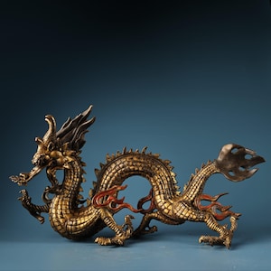 Chinese antique pure handmade exquisite pure copper high relief engraved zodiac dragon dragon statue ornaments