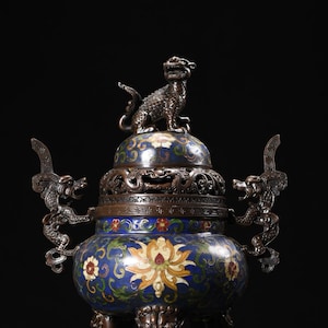 Chinese antique pure hand-made exquisite rare pure copper cloisonne lotus pattern animal button dragon ear incense burner ornaments