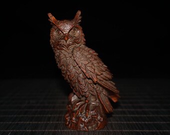 China's ancient rare natural boxwood owl statue, pure hand carved exquisite patterns
