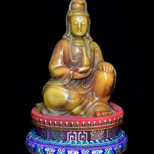 Chinese antique pure hand-carved exquisite rare Shoushan stone Guanyin Bodhisattva Buddha statue ornaments