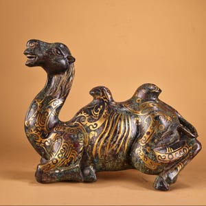 Chinese antique handmade exquisite bronze inlaid gold camel statue ornaments
