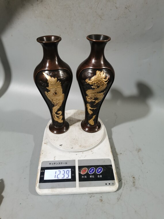 中国の骨董品職人が手作りした、精巧で希少な純銅製の龍と鳳凰の