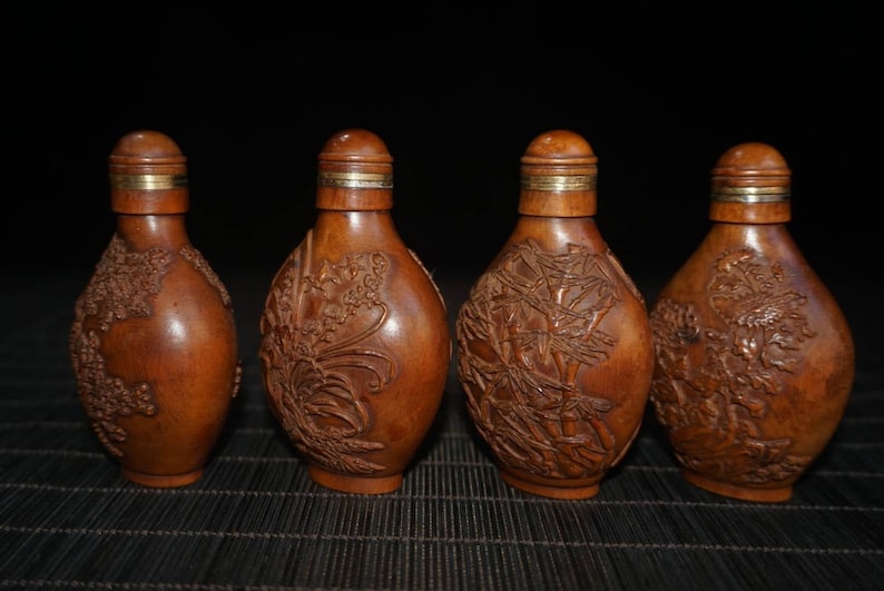 pure hand carving festival gifts modeling exquisite collection Chinese ancient natural boxwood snuff bottle statue