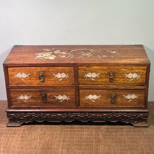 Chinese antique pure hand-carved exquisite rare rosewood inlaid shell four-drawer storage box jewelry box ornaments