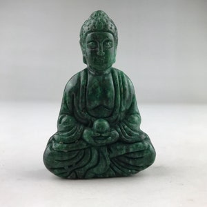 Chinese antique hand-carved natural jade Buddha pendant ornaments, exquisite shape, worthy of collection