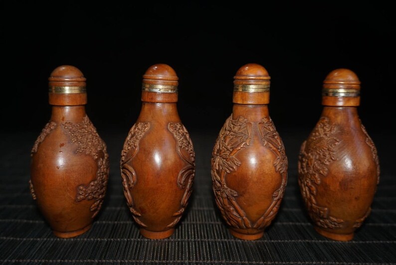 pure hand carving festival gifts modeling exquisite collection Chinese ancient natural boxwood snuff bottle statue