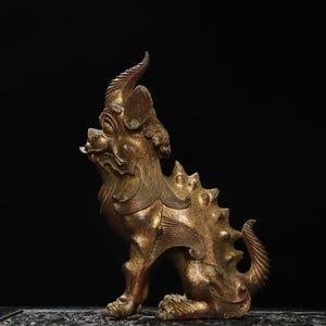 Antique Chinese handcrafted exquisite rare pure copper unicorn statue ornament